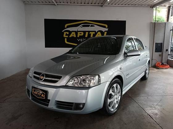 CHEVROLET ASTRA 2.0 MPFI ADVANTAGE 8V FLEX 4P MANUAL